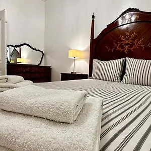 Apartment Heart, Lisbon